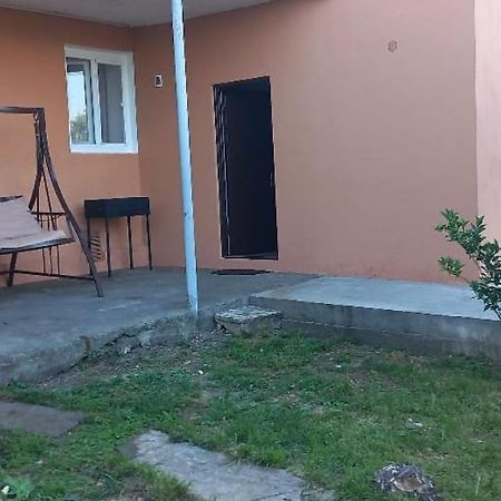 Apartamento Lileo Kutaisi Exterior foto
